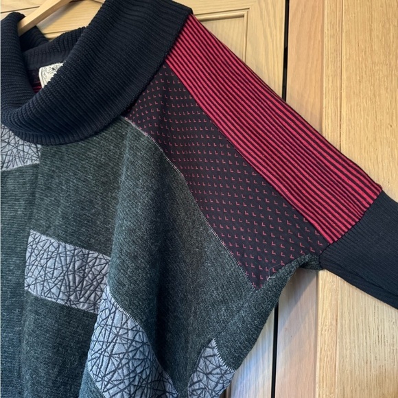 Vintage Concept Mixed Fabric Poncho Pullover Turtleneck Sweater / small - Picture 4 of 9